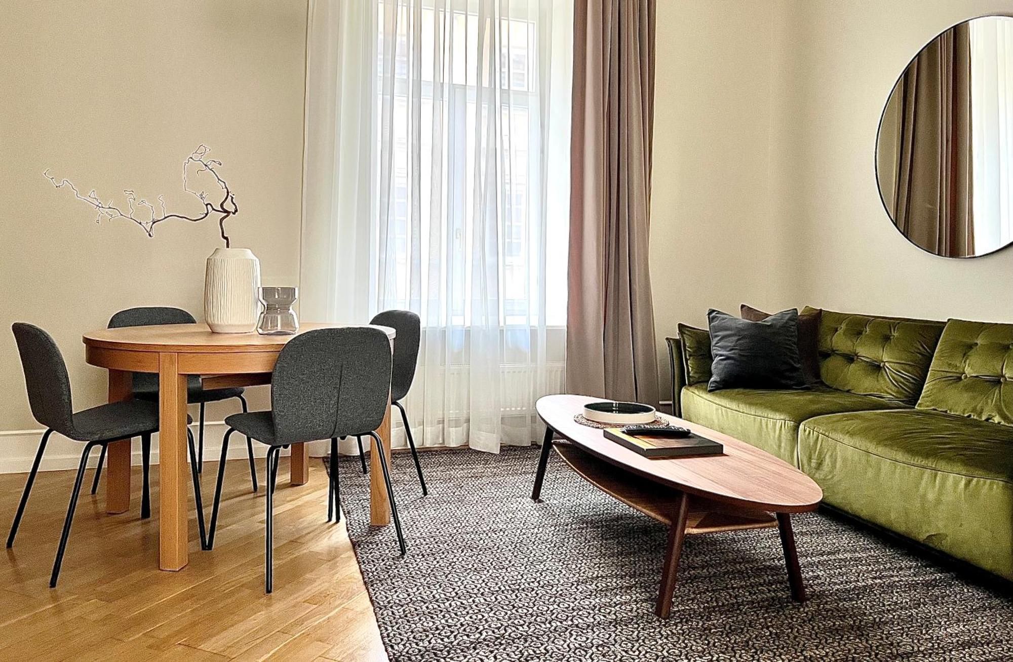 Vilnius Apartments & Suites - Town Hall Buitenkant foto